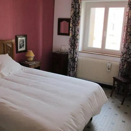 La Maison Jaune Azille